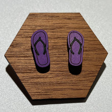 Load image into Gallery viewer, Flip Flop Stud Earrings