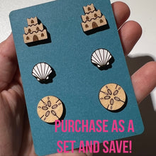 Load image into Gallery viewer, Sand Dollar Stud Earrings