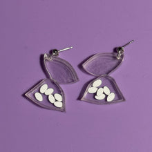 Load image into Gallery viewer, Eggmett Earrings

