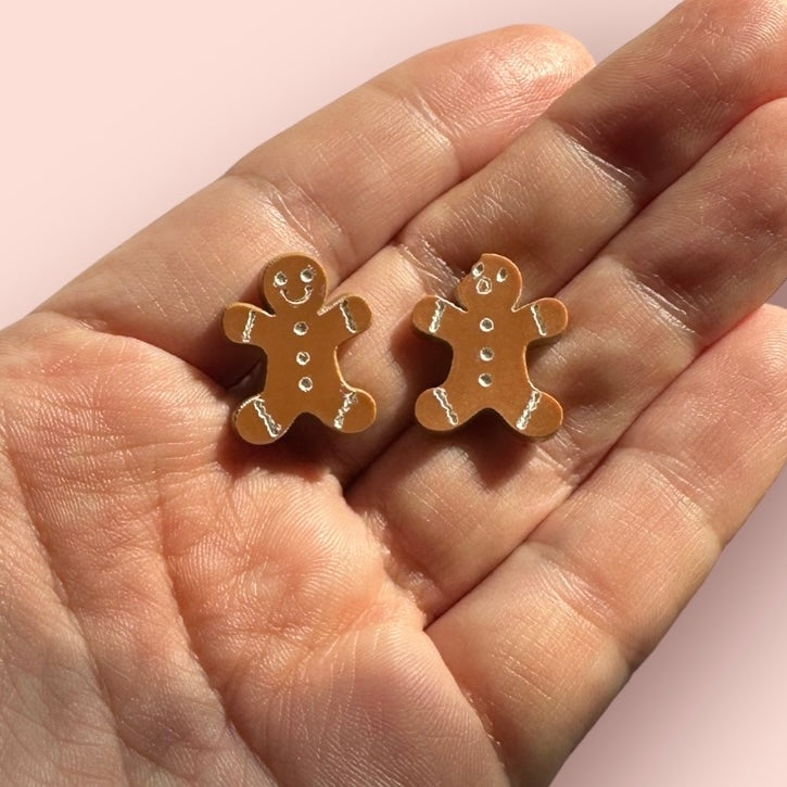 Scared Gingerbread Men Studs