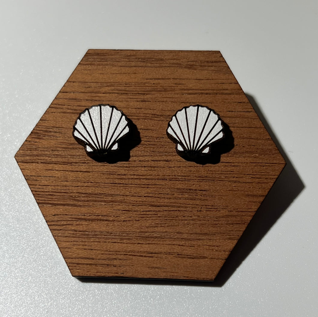 White Clam Shell Stud Earrings