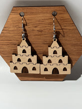 Load image into Gallery viewer, Sandcastle Earrings
